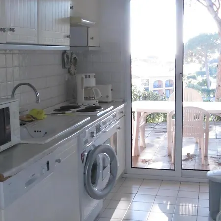 Apartment 2 Pieces Avec Jardin, Garage Et Piscine A - Fr-1-780-45 Sainte-Maxime