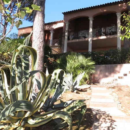 Apartment 2 Pieces Avec Jardin, Garage Et Piscine A - Fr-1-780-45 Sainte-Maxime
