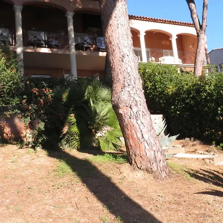 Apartment 2 Pieces Avec Jardin, Garage Et Piscine A - Fr-1-780-45 Sainte-Maxime